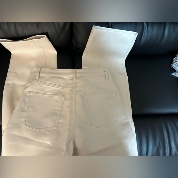 ARITZIA Wilfred High Rise Vegan Leather Pants Size 6 White - Picture 8 of 8